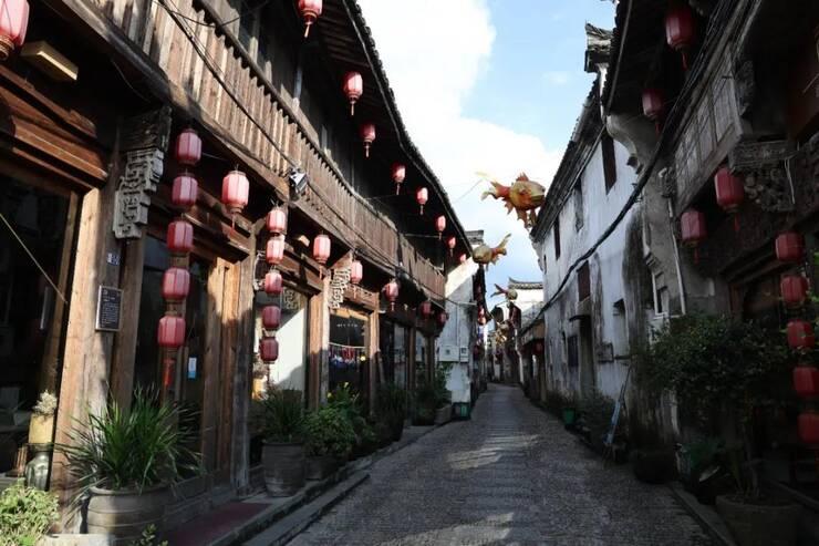刘志清：2024年银行业有望持续保持稳健发展势头，机构和功能布局更为合理